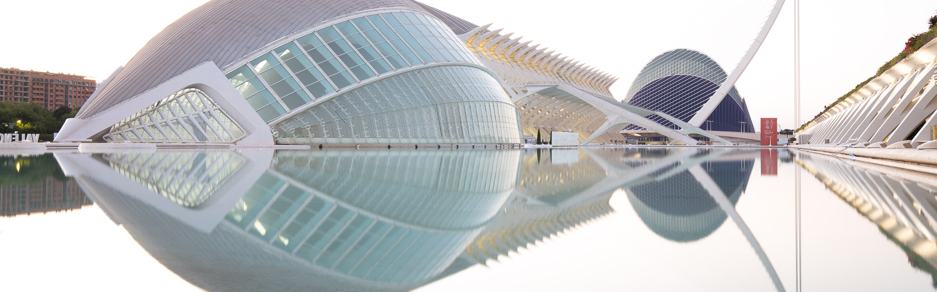 Moderne Architektur der Ciudad de las Artes y las Ciencias in Valencia